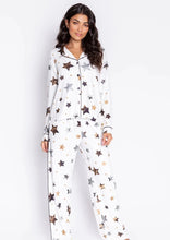 Load image into Gallery viewer, women cozy button pj set shooting stars
