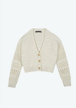 Load image into Gallery viewer, women crop cable cardigan
