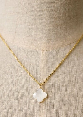 mop clover necklace