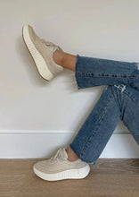 Load image into Gallery viewer, women knit platform sneaker
