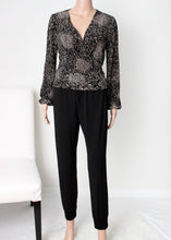 Load image into Gallery viewer, surplice long sleeve top - speckles
