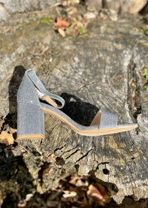 block heel shimmer sandal