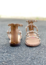 Load image into Gallery viewer, girls studded sandal
