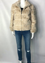 Load image into Gallery viewer, faux fur pieced jacket
