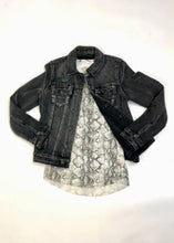 Load image into Gallery viewer, girls star patch denim jacket
