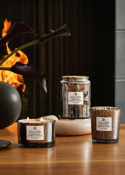 9oz candle ebony peach