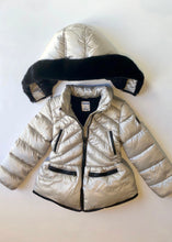 Load image into Gallery viewer, girls puffy hooded coat
