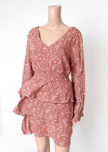 Load image into Gallery viewer, long sleeve tiered floral dress
