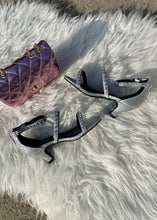 Load image into Gallery viewer, girls 3 strap heel shimmer sandal
