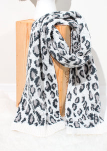 scarf-knit - leopard