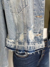 Load image into Gallery viewer, oversized crop distressed denim jacket
