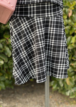 Load image into Gallery viewer, girls plaid skater skirt
