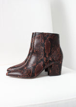 Load image into Gallery viewer, brown snake bootie
