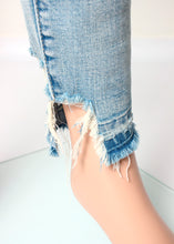 Load image into Gallery viewer, midrise distressed hem jean
