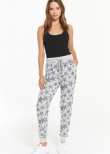 Load image into Gallery viewer, camo star cozy jogger
