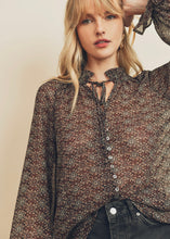 Load image into Gallery viewer, print ruffle collar button blouse
