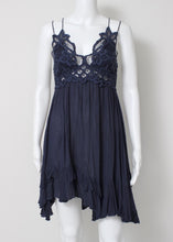 Load image into Gallery viewer, lace bodice dress
