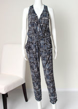 Load image into Gallery viewer, v neck jumpsuit-print
