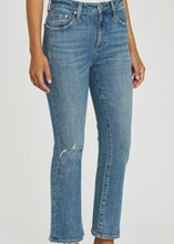 Load image into Gallery viewer, womens jeans
