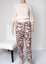 Load image into Gallery viewer, cargo pant-camo
