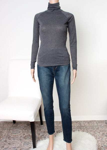 raglan turtle neck tee