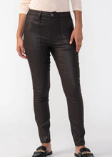 Load image into Gallery viewer, patch pocket coated skinny jean
