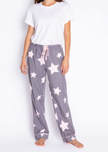 Load image into Gallery viewer, women leo star flannel pant
