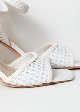 Load image into Gallery viewer, block heel woven sandal
