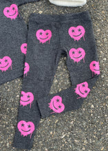 Load image into Gallery viewer, girls cozy legging -smiley heart

