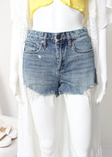 Load image into Gallery viewer, denim shorts-fray hem
