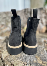 Load image into Gallery viewer, suede gore bootie

