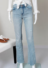 Load image into Gallery viewer, midrise vintage flare jean
