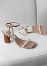 Load image into Gallery viewer, round heel sandal
