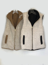 Load image into Gallery viewer, cozy reversible quilt vest
