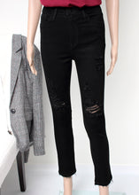 Load image into Gallery viewer, distressed skinny jean black
