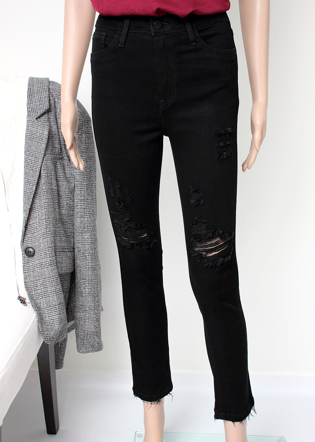 distressed skinny jean black