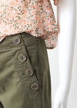 Load image into Gallery viewer, olive crop button pant
