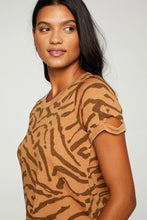 Load image into Gallery viewer, puff sleeve crop tee - tiger

