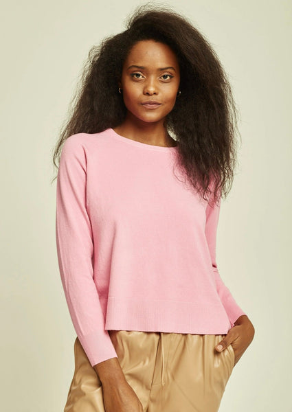 women classic crew sweater