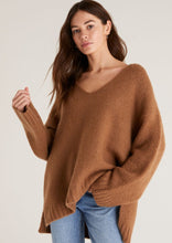Load image into Gallery viewer, women oversized weekender sweater
