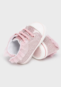 baby girl glitter sneaker