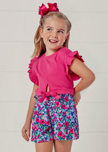 Load image into Gallery viewer, girls 2 piece tee &amp; floral shorts

